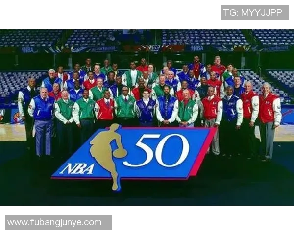 足球明星与篮球明星神似对比谁更具魅力引发热议